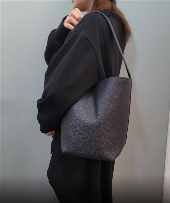 모던 라운드 버킷백 / Modern Round Leather Bucket Bag파크