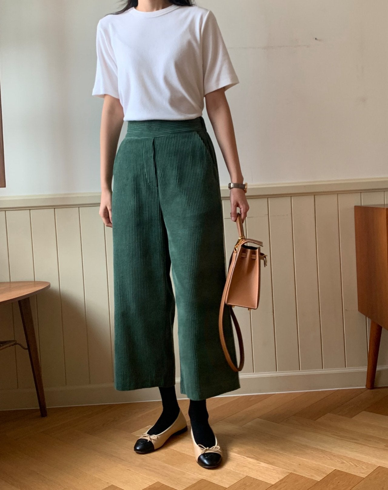 럭키룸 6골덴 통 와이드 팬츠