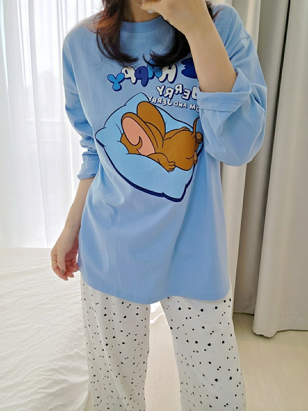 ๐ฉต Disney Tom & Jerry โBe Happyโ Pajama Set ๋์ฆ๋ ์ ํ ํฐ์ค์ ๋ฆฌ ๋นํดํผ ํ์๋ง ์ธํธ