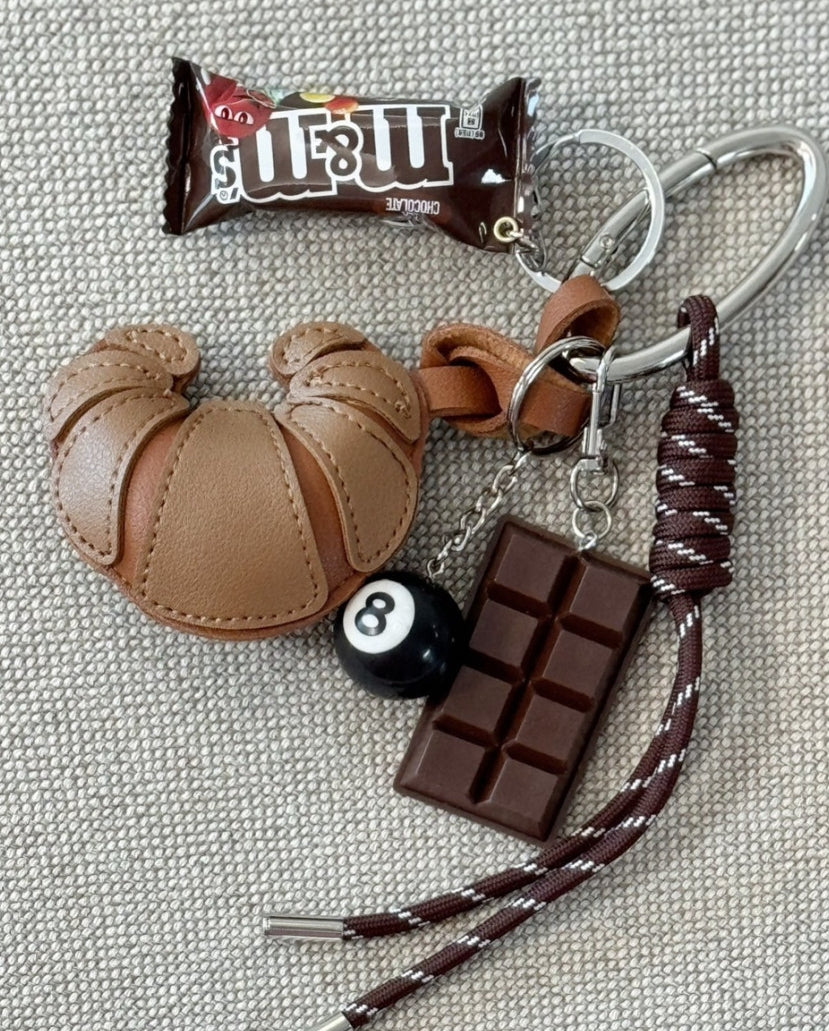 🍫 Croissant &amp; Choco Charm Keyring — 크루아상 초코 키링