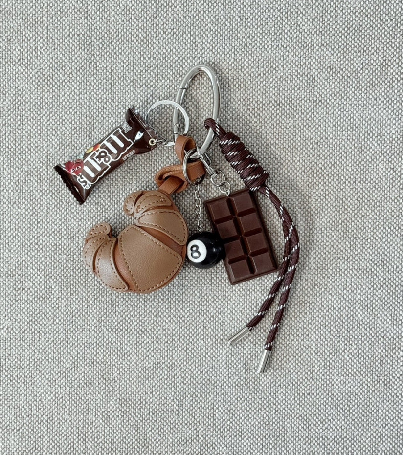 🍫 Croissant &amp; Choco Charm Keyring — 크루아상 초코 키링