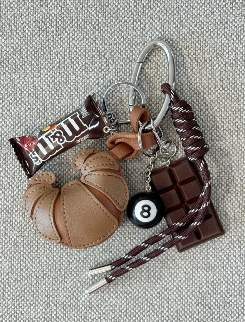🍫 Croissant &amp; Choco Charm Keyring — 크루아상 초코 키링