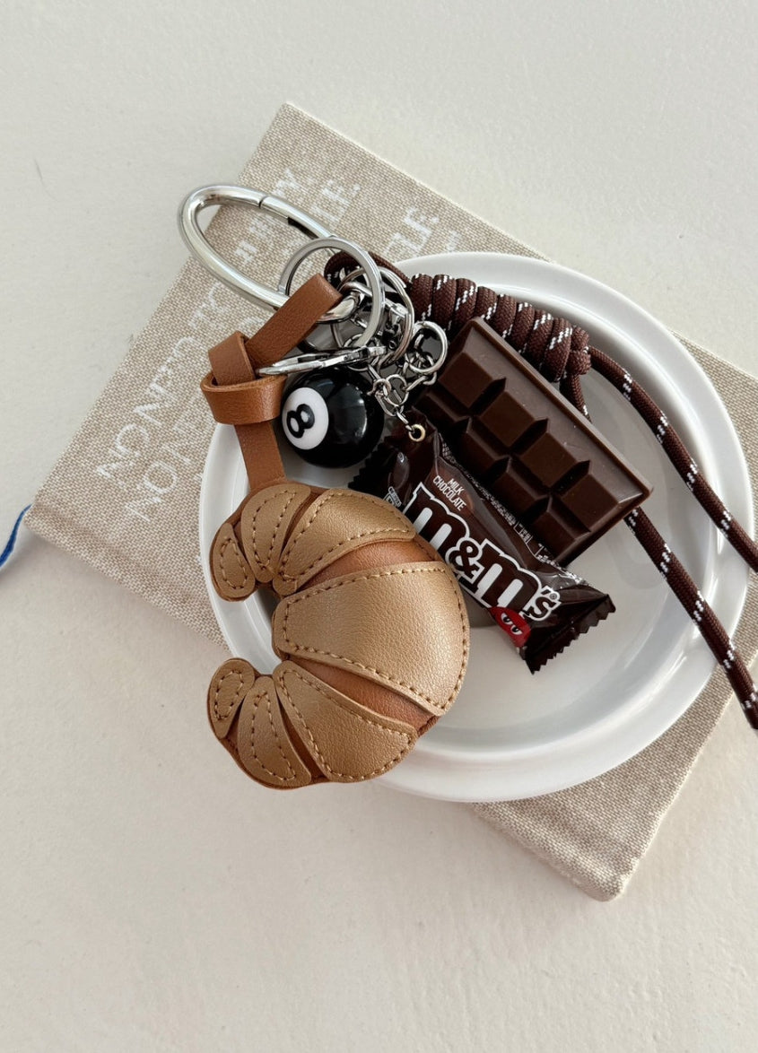 🍫 Croissant &amp; Choco Charm Keyring — 크루아상 초코 키링