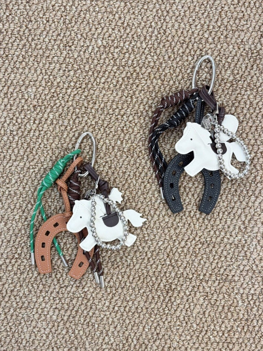 럭키 포니 &말발굽 참 키링 – Bag Charm