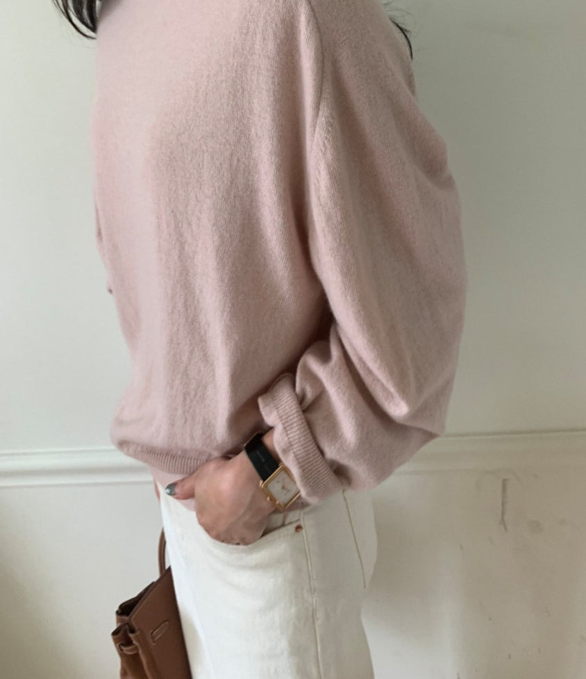 럭키룸 25 FW 캐시새들라운드 니트