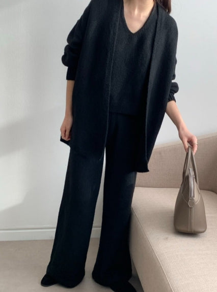 소프트 울 니트 3피스 세트 (가디건+나시+팬츠)