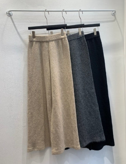 소프트 울 니트 3피스 세트 (가디건+나시+팬츠)