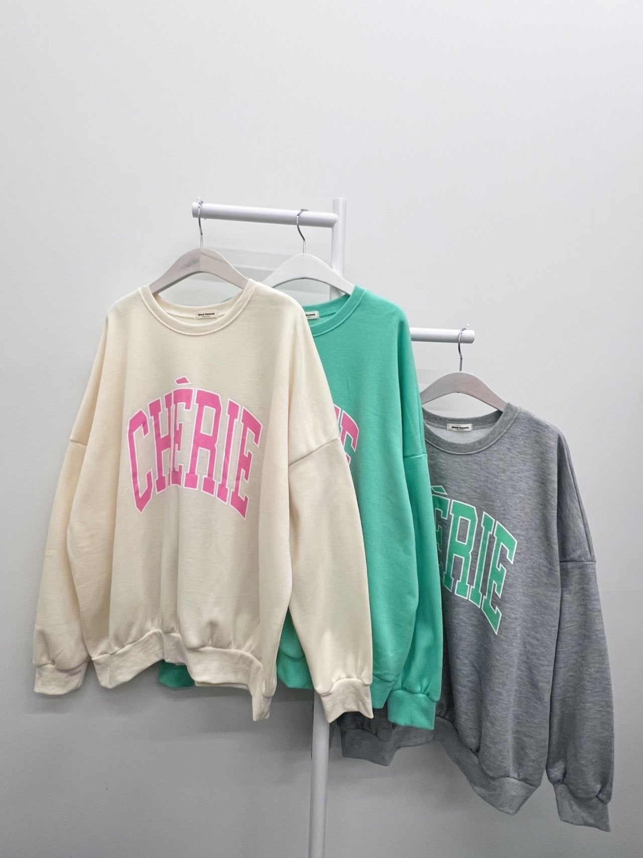 셰리맨투맨 릴리안