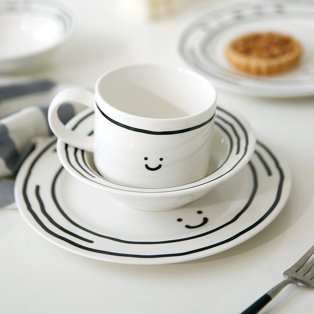 플라라 카툰 스마일 3종세트 – 접시, 쿠프, 머그컵 (Plara Cartoon Smile 3-Piece Set – Plate, Bowl & Mug)