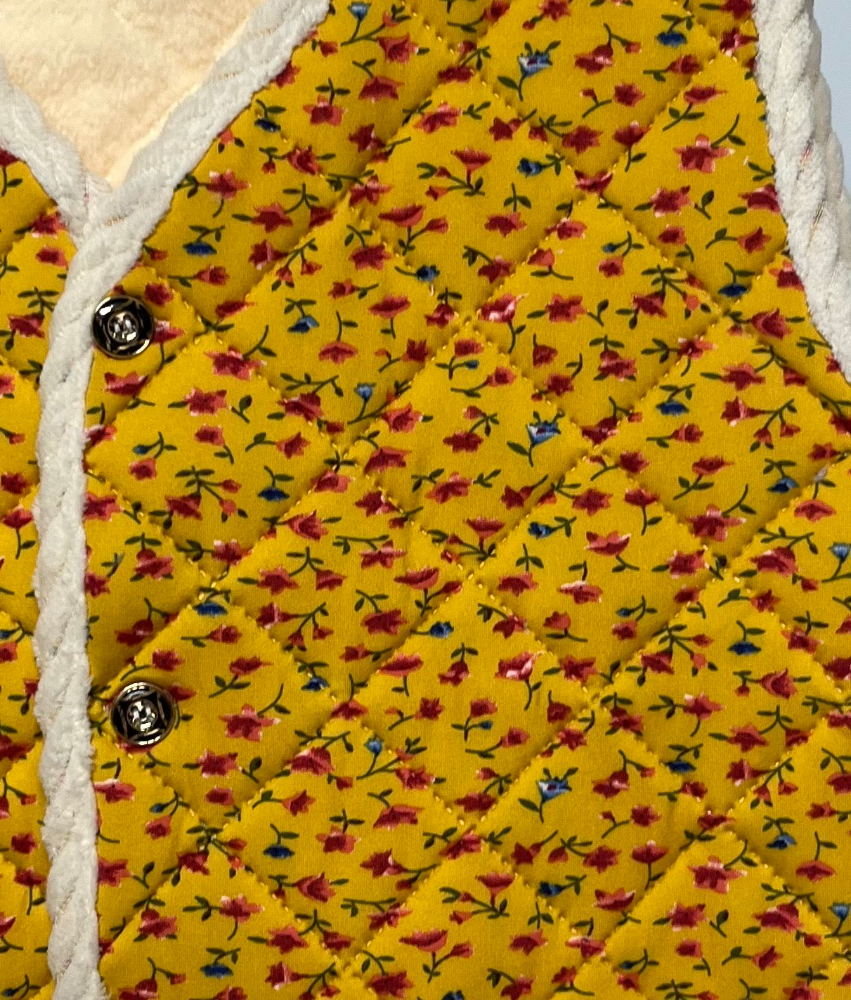 프리미엄 누빔 꽃 조끼 랜덤컬러발송