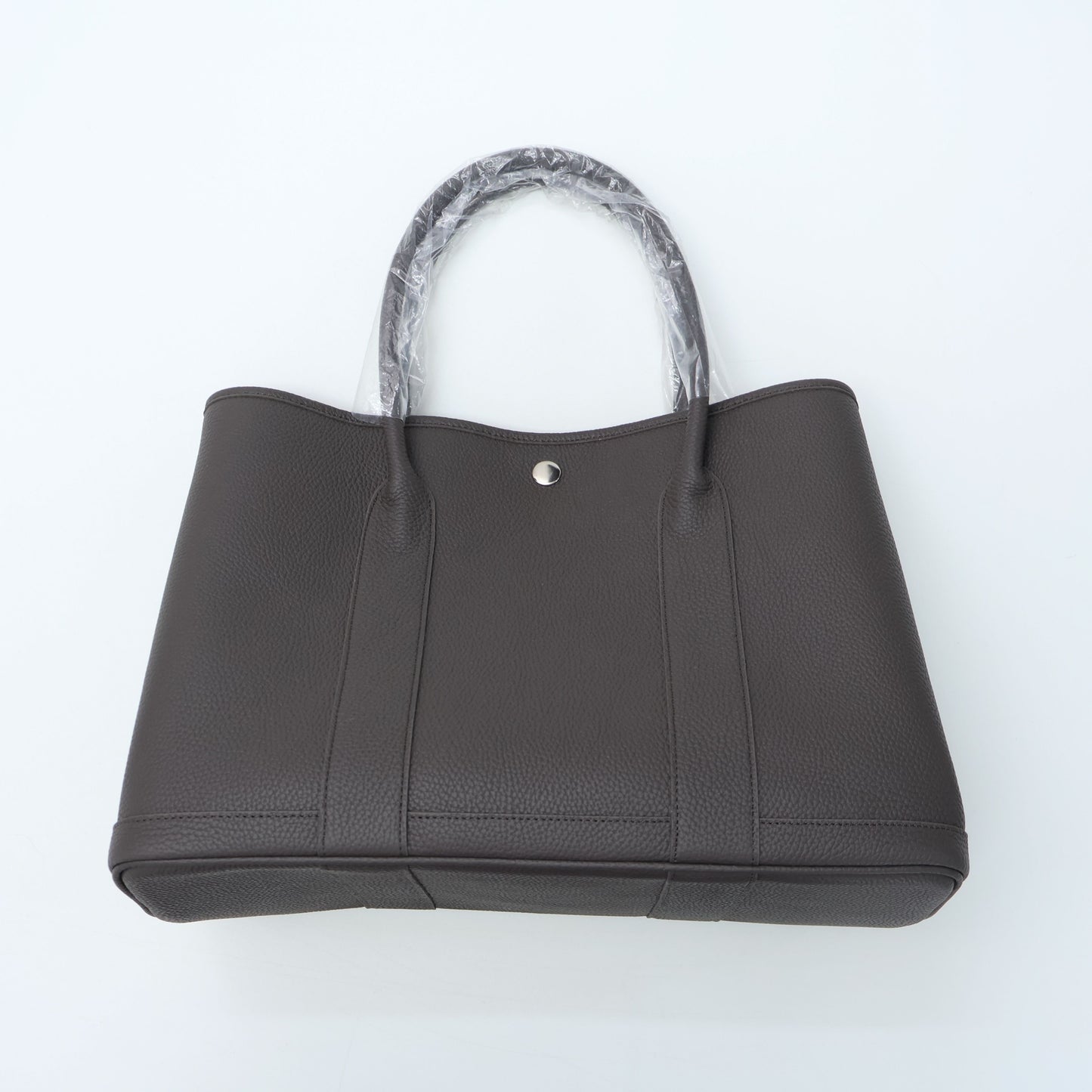 Structured Cowhide Leather Tote Bag30 | Minimalist Korean Style 클래식 가죽 가든 토트백 – 사이즈 30