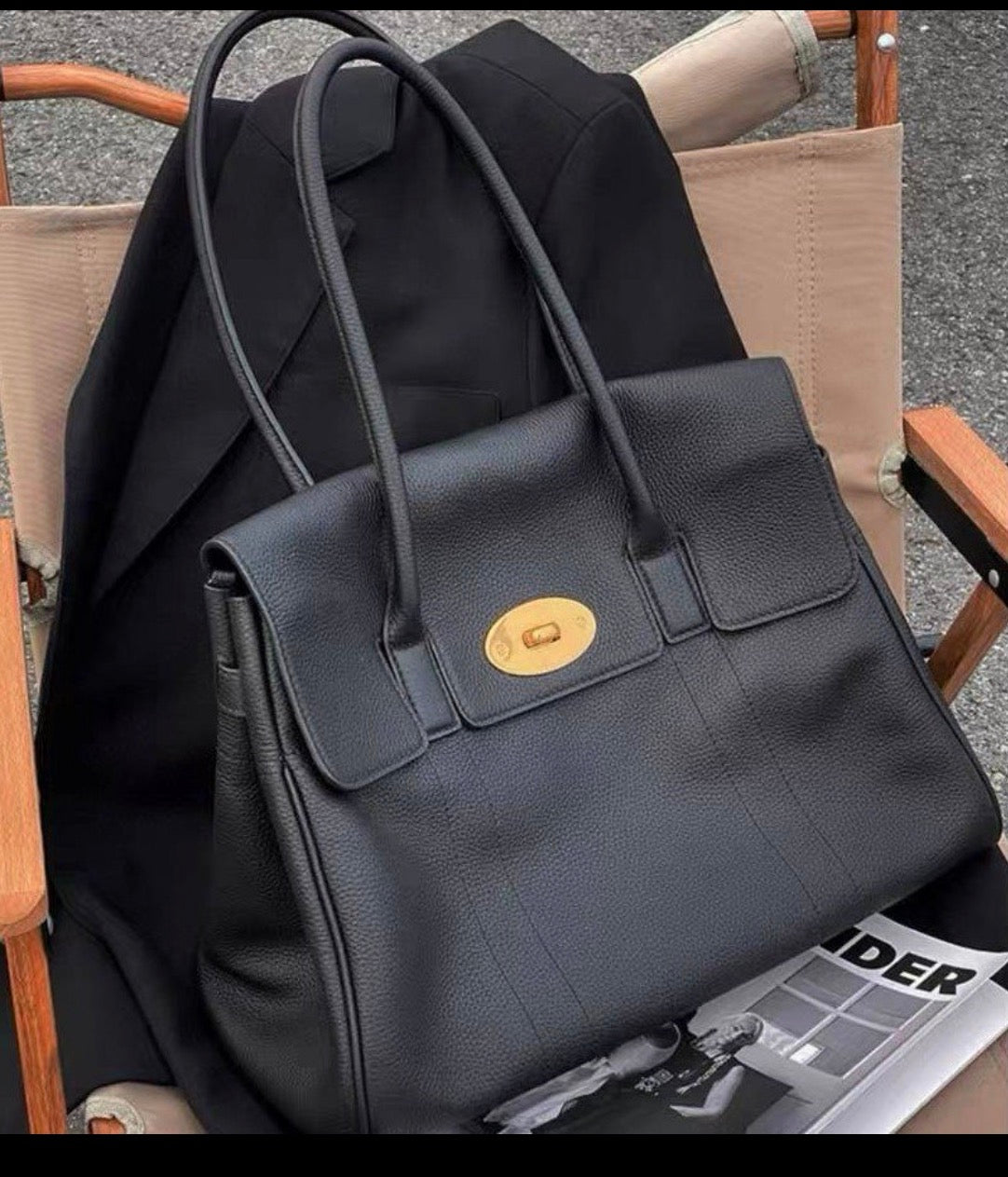 클래식 레더 락 토트백  Classic Leather Lock Tote