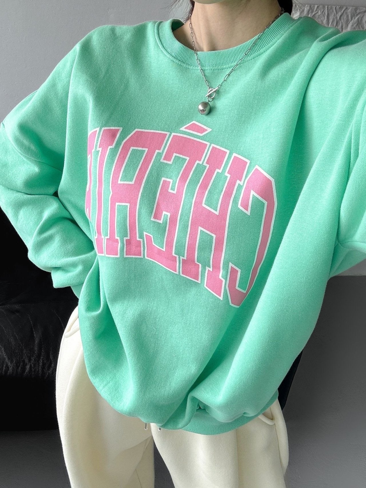 셰리맨투맨 릴리안