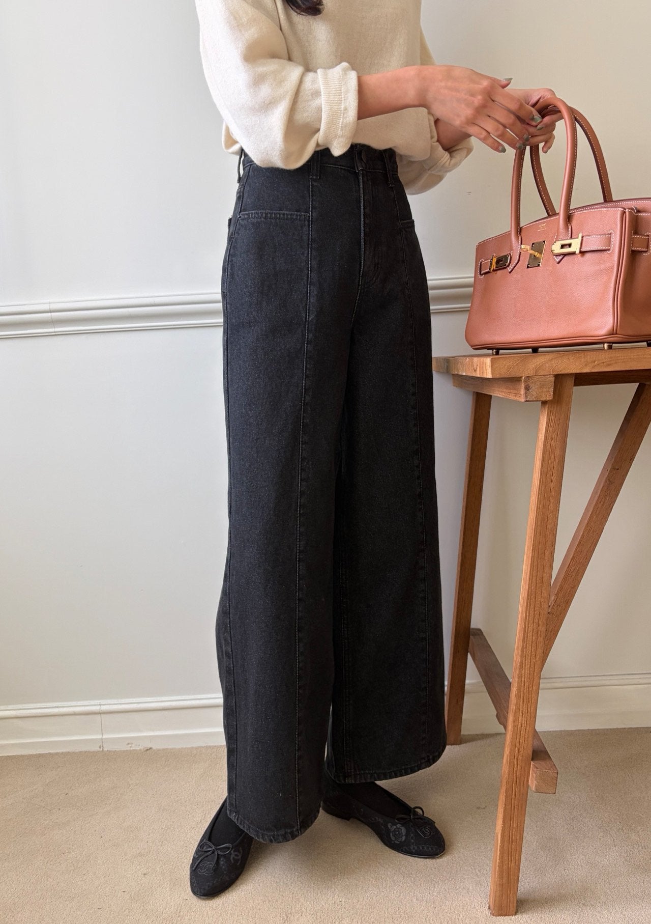 럭키룸 기모롱 앞절개 흑청데님