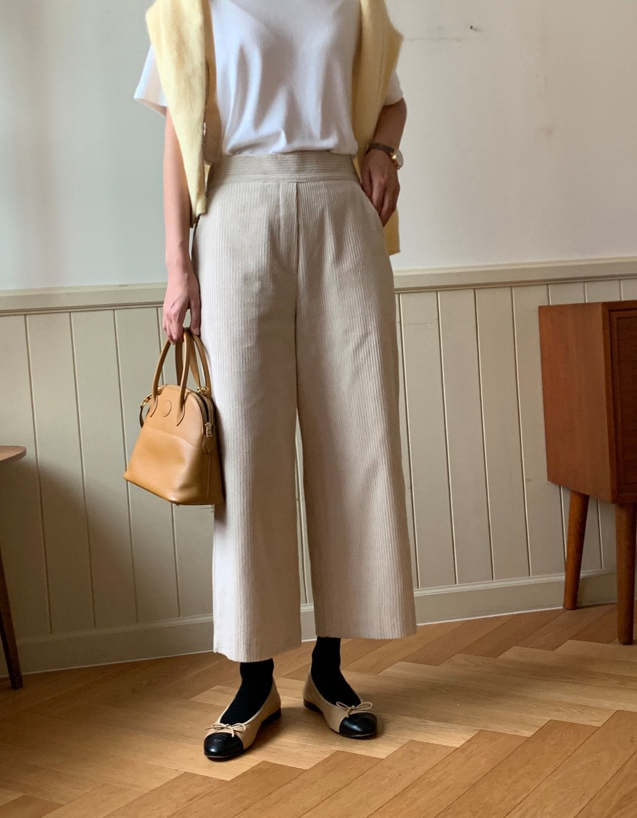 럭키룸 6골덴 통 와이드 팬츠