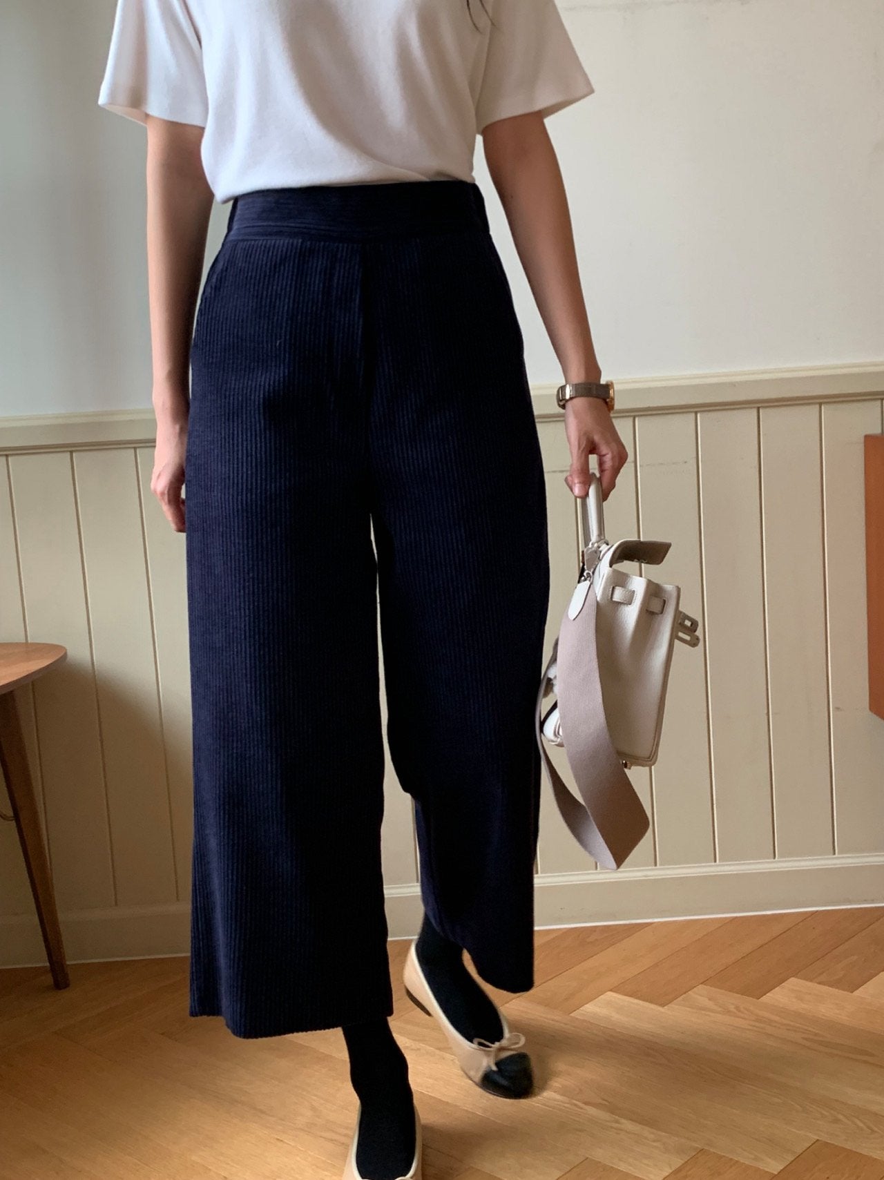 럭키룸 6골덴 통 와이드 팬츠