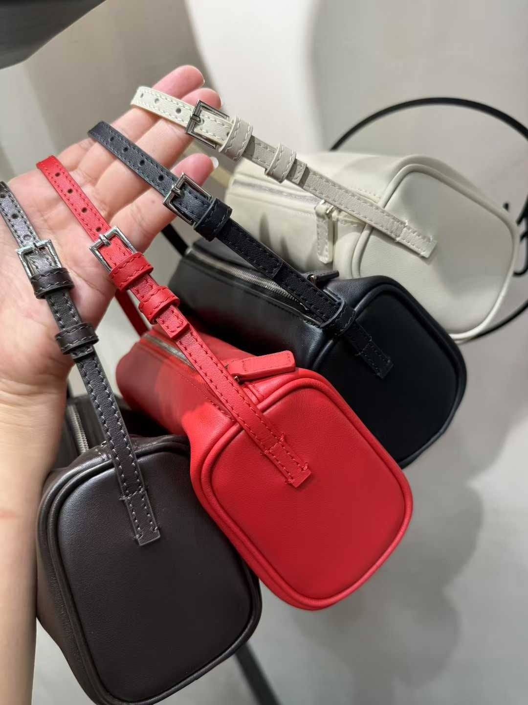 ✨ 미니멀 90s 튜브백 (소가죽·양가죽)