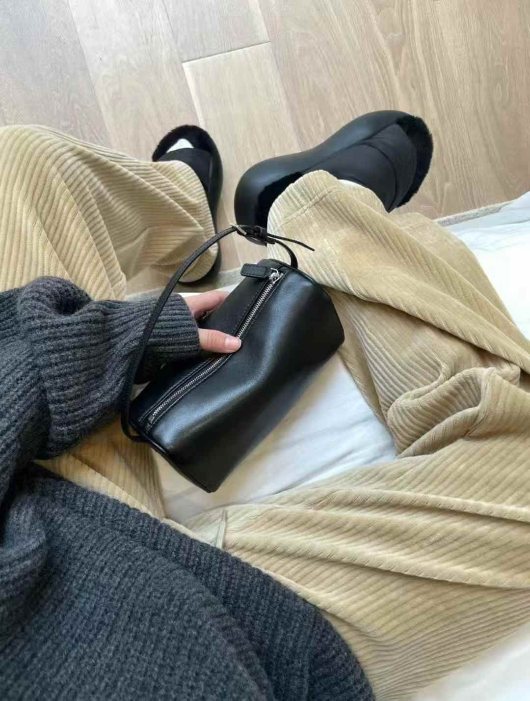 ✨ 미니멀 90s 튜브백 (소가죽·양가죽)