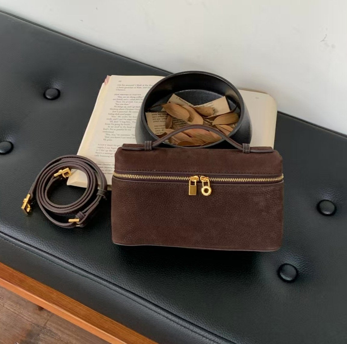 ✨ LP 누벅 미니백 (소가죽)