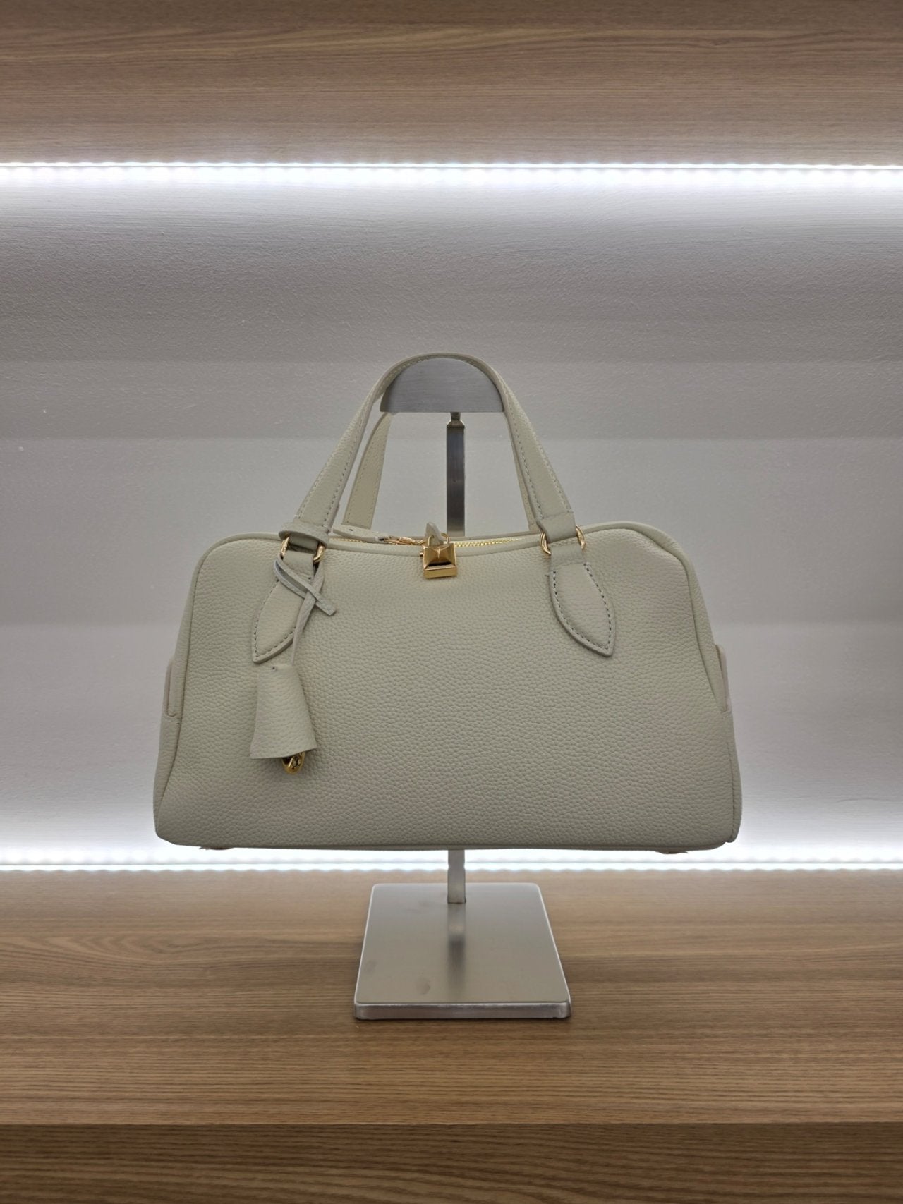 로로 니들 백 (Needle Bag)